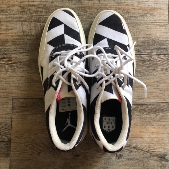 White/black Jordan Westbrook 0.3 - Picture 2 of 3